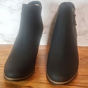 NWOT SOUL by Naturalizer Women's "Haley" Black Ankle Boot, Size 5M